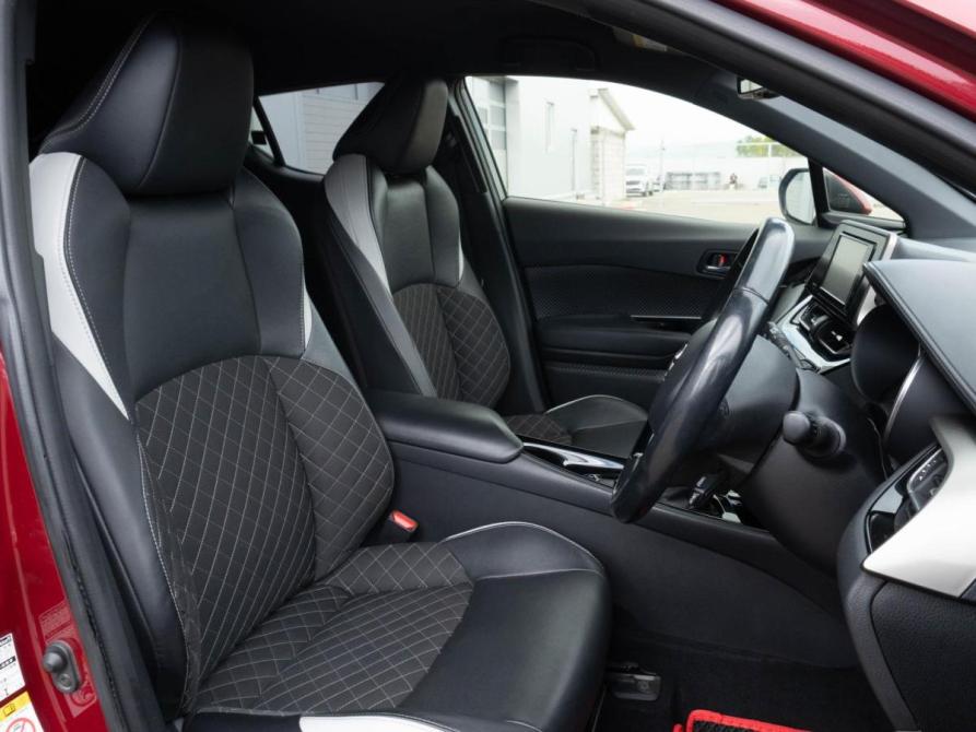 Toyota C-HR I Рестайлинг Улан-Удэ  - изображение 15