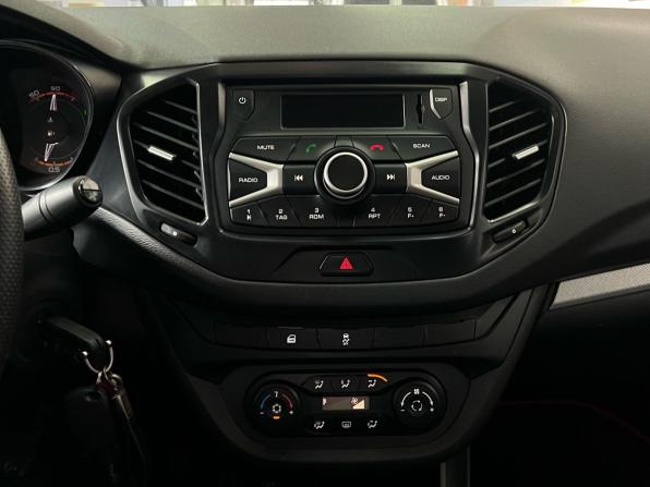 Lada (ВАЗ) Vesta I с пробегом 2018 года, цена 898 000 рублей, 113400 км, седан, Автокод Объявления