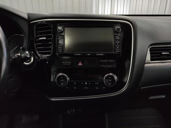 Mitsubishi Outlander III Рестайлинг с пробегом 2014 года, цена 1 850 000 рублей, 126215 км, внедорожник, Автокод Объявления