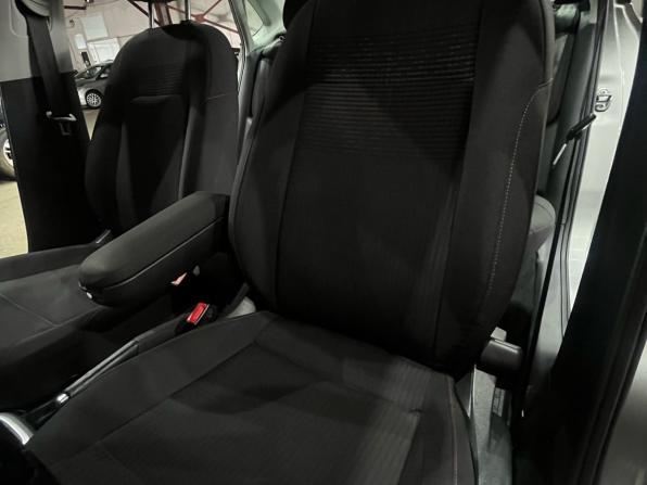 Volkswagen Polo V Рестайлинг с пробегом 2017 года, цена 899 000 рублей, 182145 км, седан, Автокод Объявления