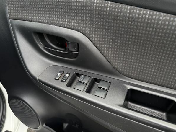 Toyota Vitz III (XP130) Рестайлинг 2 с пробегом 2019 года, цена 1 050 000 рублей, 129878 км, хэтчбек, Автокод Объявления