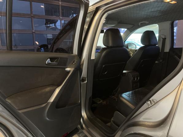 Volkswagen Tiguan I с пробегом 2009 года, цена 670 000 рублей, 372977 км, внедорожник, Автокод Объявления