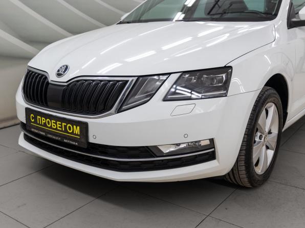 Skoda Octavia III (A7) Рестайлинг с пробегом 2020 года, цена 1 938 000 рублей, 157722 км, лифтбек, Автокод Объявления