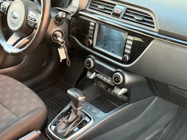 Kia Rio IV с пробегом 2019 года, цена 1 395 000 рублей, 76340 км, седан, Автокод Объявления