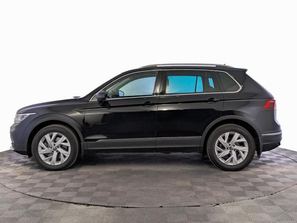 Volkswagen Tiguan II Рестайлинг с пробегом 2021 года, цена 3 780 000 рублей, 17314 км, внедорожник, Автокод Объявления