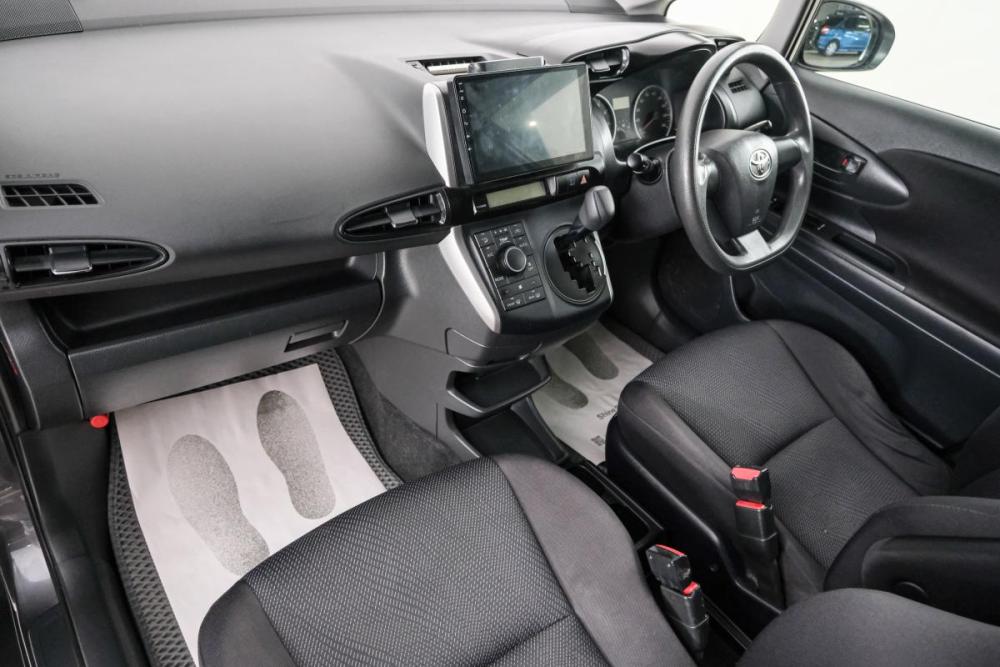 Toyota Wish II Рестайлинг Красноярск  - изображение 13