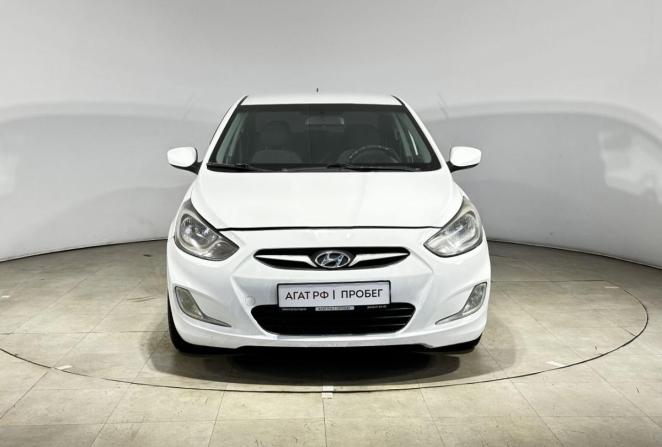 Hyundai Solaris I с пробегом 2011 года, цена 385 000 рублей, 196588 км, седан, Автокод Объявления