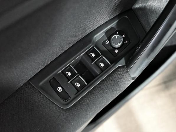 Volkswagen Tiguan II с пробегом 2018 года, цена 2 580 000 рублей, 50603 км, внедорожник, Автокод Объявления