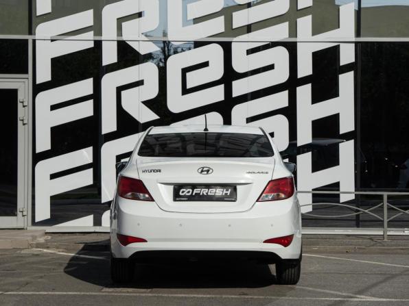 Hyundai Solaris I Рестайлинг с пробегом 2015 года, цена 999 000 рублей, 165854 км, седан, Автокод Объявления