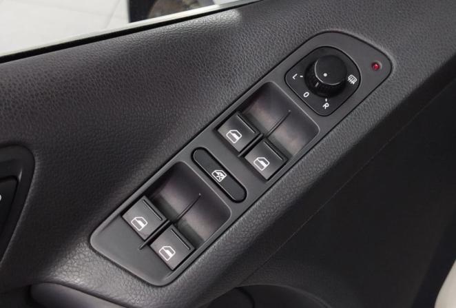Volkswagen Tiguan I с пробегом 2010 года, цена 1 100 000 рублей, 136792 км, внедорожник, Автокод Объявления