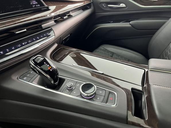 Cadillac Escalade V с пробегом 2021 года, цена 9 800 000 рублей, 81052 км, внедорожник, Автокод Объявления