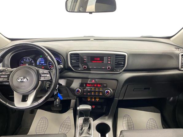 Kia Sportage IV Рестайлинг с пробегом 2018 года, цена 1 828 000 рублей, 161000 км, внедорожник, Автокод Объявления