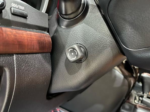 Toyota Land Cruiser 200 Series Рестайлинг 1 с пробегом 2014 года, цена 3 999 000 рублей, 219095 км, внедорожник, Автокод Объявления