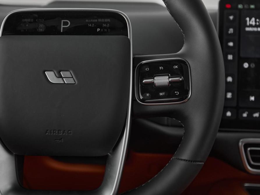 Li Auto (Lixiang) L9 I Рестайлинг Москва  - изображение 13