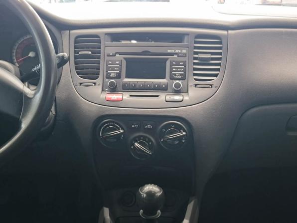 Kia Rio II Рестайлинг с пробегом 2011 года, цена 552 000 рублей, 196930 км, хэтчбек, Автокод Объявления