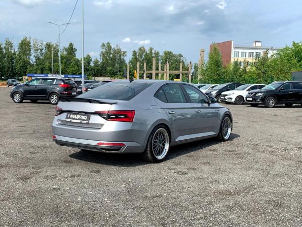 Skoda Superb III Рестайлинг с пробегом 2020 года, цена 2 566 500 рублей, 65370 км, лифтбек, Автокод Объявления