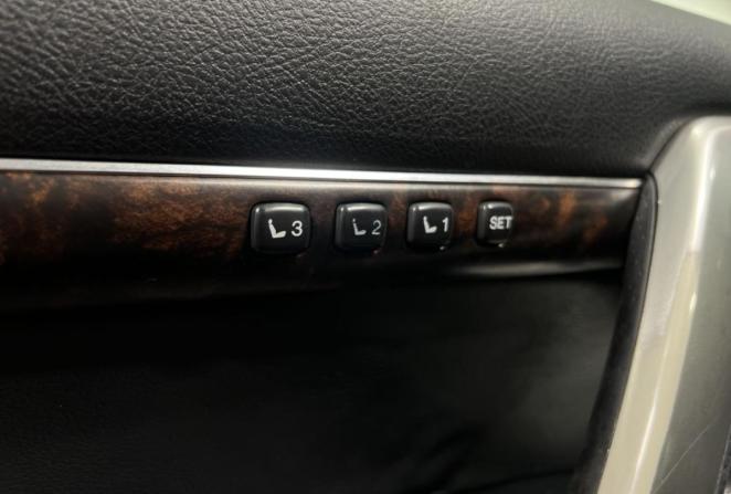 Toyota Land Cruiser 200 Series Рестайлинг 1 с пробегом 2014 года, цена 3 950 000 рублей, 196132 км, внедорожник, Автокод Объявления