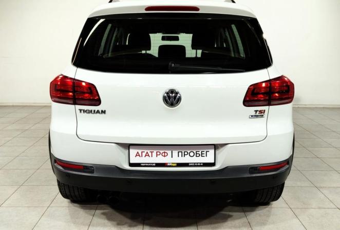 Volkswagen Tiguan I Рестайлинг с пробегом 2016 года, цена 1 840 000 рублей, 96173 км, внедорожник, Автокод Объявления