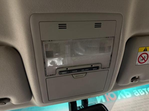Toyota Land Cruiser 200 Series Рестайлинг 1 с пробегом 2013 года, цена 3 820 000 рублей, 225746 км, внедорожник, Автокод Объявления
