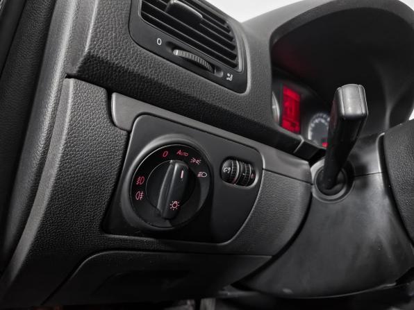 Volkswagen Jetta V с пробегом 2009 года, цена 529 000 рублей, 170923 км, седан, Автокод Объявления