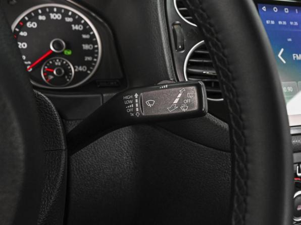 Volkswagen Tiguan I Рестайлинг с пробегом 2012 года, цена 1 419 000 рублей, 204292 км, внедорожник, Автокод Объявления