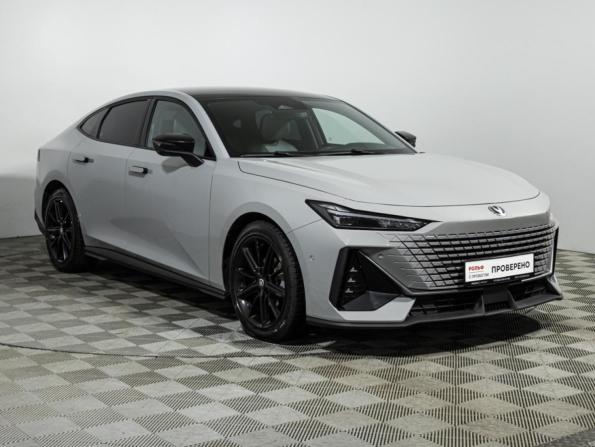 Changan UNI-V I с пробегом 2023 года, цена 2 150 000 рублей, 57900 км, лифтбек, Автокод Объявления