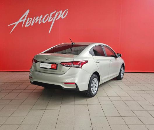 Hyundai Solaris II с пробегом 2020 года, цена 1 375 000 рублей, 175539 км, седан, Автокод Объявления