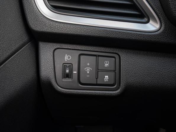 Hyundai Solaris II с пробегом 2018 года, цена 1 770 000 рублей, 7523 км, седан, Автокод Объявления