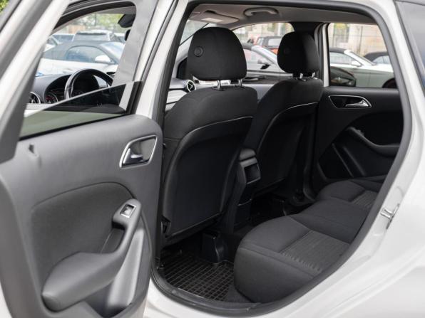 Mercedes-Benz B-Класс II (W246) Рестайлинг с пробегом 2015 года, цена 1 399 000 рублей, 132940 км, хэтчбек, Автокод Объявления