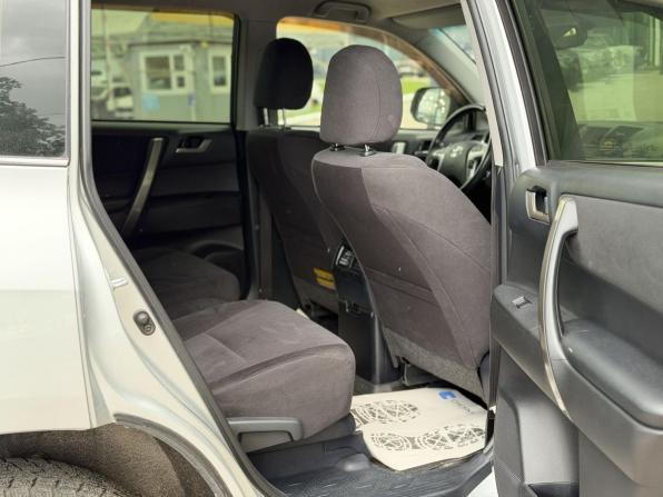 Toyota Highlander II (XU40) Рестайлинг с пробегом 2012 года, цена 1 799 000 рублей, 136137 км, внедорожник, Автокод Объявления