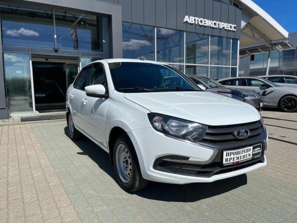 Lada (ВАЗ) Granta I Рестайлинг с пробегом 2023 года, цена 755 000 рублей, 49100 км, седан, Автокод Объявления