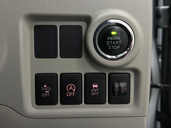 Toyota Passo III с пробегом 2017 года, цена 960 000 рублей, 137931 км, хэтчбек, Автокод Объявления