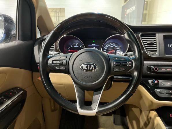 Kia Carnival III с пробегом 2019 года, цена 3 530 000 рублей, 92957 км, минивэн, Автокод Объявления