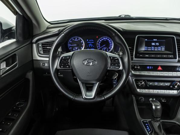 Hyundai Sonata VII (LF) Рестайлинг с пробегом 2019 года, цена 1 540 000 рублей, 141865 км, седан, Автокод Объявления