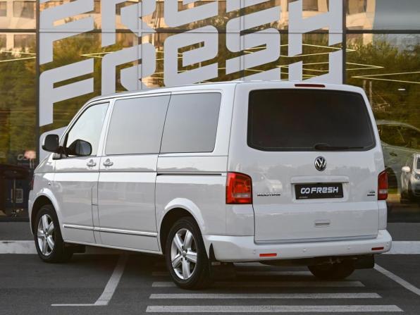 Volkswagen Multivan T5 Рестайлинг с пробегом 2010 года, цена 2 649 000 рублей, 166591 км, минивэн, Автокод Объявления