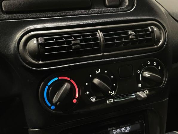 Chevrolet Niva I Рестайлинг с пробегом 2015 года, цена 538 000 рублей, 98800 км, внедорожник, Автокод Объявления