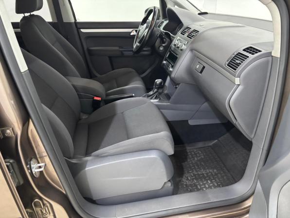 Volkswagen Touran I Рестайлинг 2 с пробегом 2014 года, цена 1 250 000 рублей, 187302 км, компактвэн, Автокод Объявления