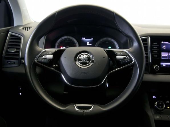 Skoda Karoq I с пробегом 2021 года, цена 2 390 000 рублей, 95000 км, внедорожник, Автокод Объявления