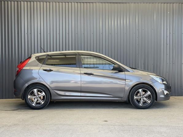 Hyundai Solaris I с пробегом 2014 года, цена 957 000 рублей, 114220 км, хэтчбек, Автокод Объявления