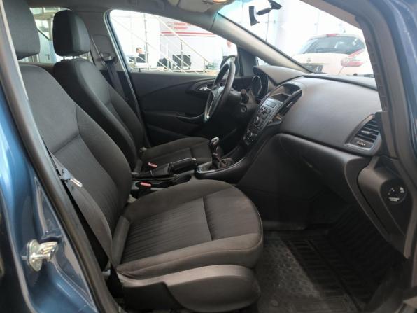 Opel Astra J с пробегом 2012 года, цена 590 000 рублей, 190235 км, хэтчбек, Автокод Объявления