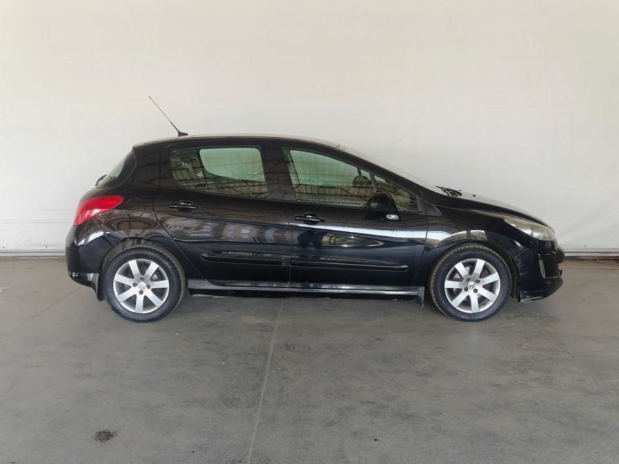 Peugeot 308 I Москва  - изображение 8