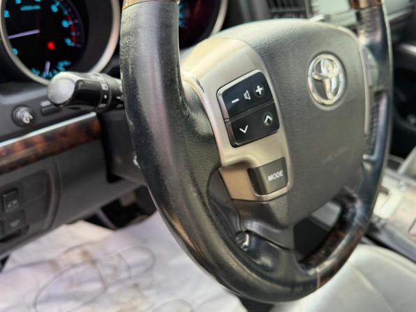 Toyota Land Cruiser 200 Series с пробегом 2008 года, цена 2 199 000 рублей, 366000 км, внедорожник, Автокод Объявления