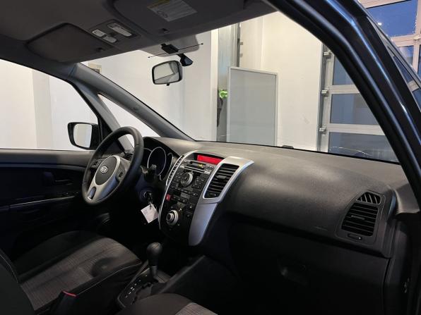 Kia Venga I с пробегом 2012 года, цена 925 000 рублей, 113440 км, компактвэн, Автокод Объявления