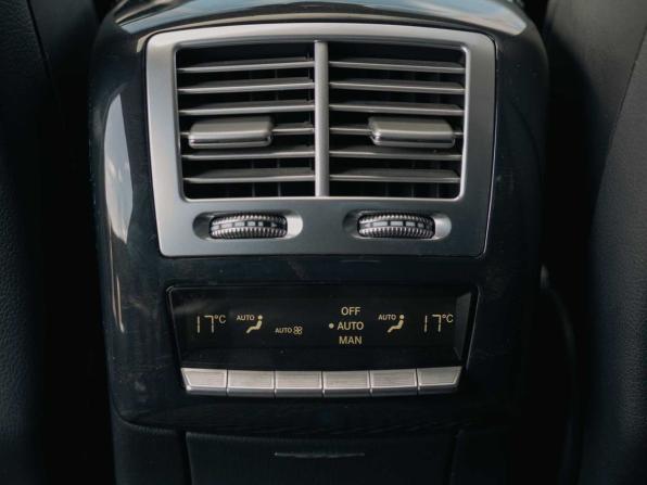 Mercedes-Benz S-Класс V (W221) Рестайлинг с пробегом 2011 года, цена 1 515 000 рублей, 269051 км, седан, Автокод Объявления