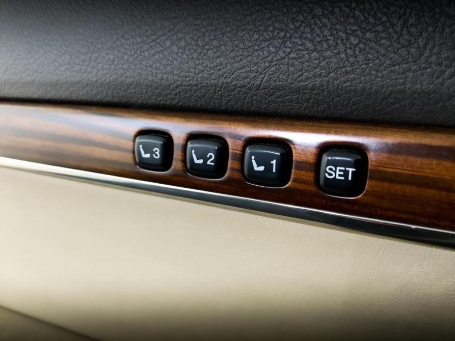 Toyota Land Cruiser 200 Series Рестайлинг 2 Москва  - изображение 22