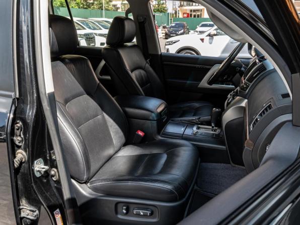 Toyota Land Cruiser 200 Series Рестайлинг 1 с пробегом 2012 года, цена 3 550 000 рублей, 133536 км, внедорожник, Автокод Объявления