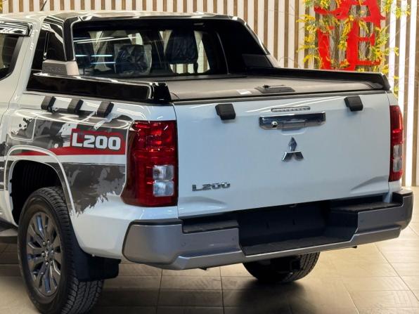 Mitsubishi L200 VI с пробегом 2026 года, цена 5 450 000 рублей, 10 км, offers.body_type.unknown, Автокод Объявления