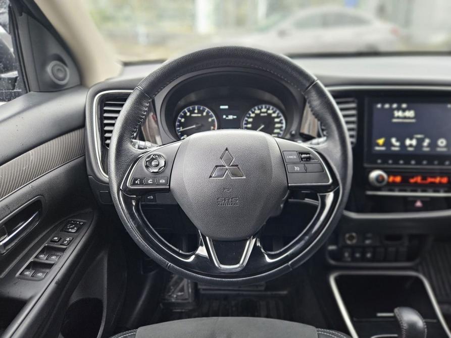 Mitsubishi Outlander III Рестайлинг 3 Санкт-Петербург  - изображение 14