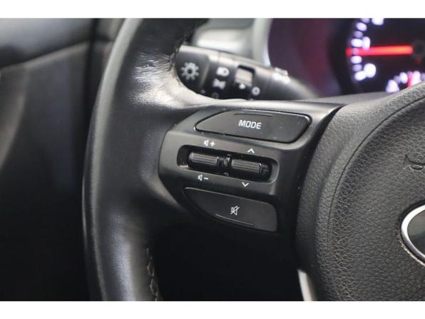 Kia Rio IV Рестайлинг с пробегом 2020 года, цена 1 449 000 рублей, 132560 км, хэтчбек, Автокод Объявления
