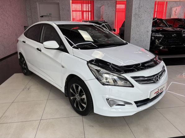 Hyundai Solaris I Рестайлинг с пробегом 2015 года, цена 429 000 рублей, 334699 км, седан, Автокод Объявления